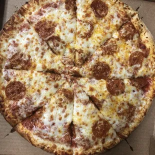 Pepperoni cheese pizza