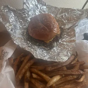 Mikkey Cheeseburger ( Build Your Own )Small Fry