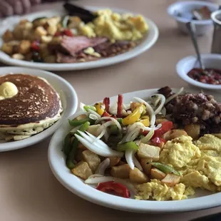 $10 combo  w pancakes