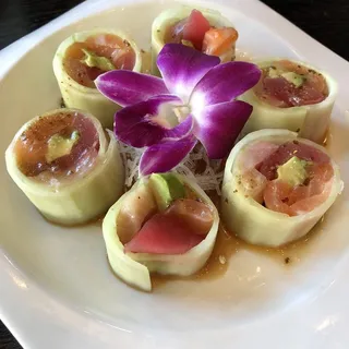 CUCUMBER ROLL