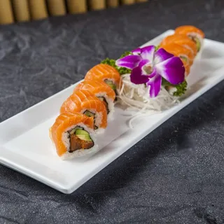 ULTIMATE SALMON ROLL