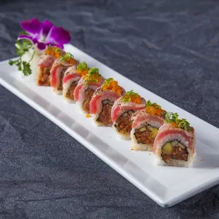 CAJUN SEARED AHI TUNA ROLL