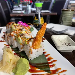 Samurai Roll - Shrimp Tempura/Cuke/Eel/Avocado