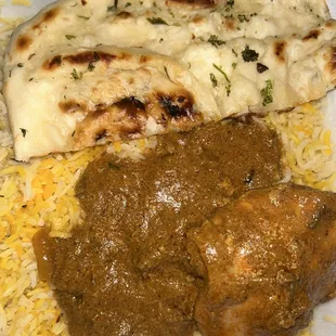 GARLIC NAAN, chicken curry, Rice