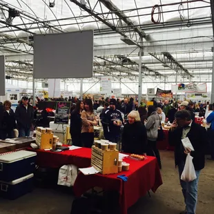 Fantastic Winter market on Sunday from 10-2pm. Most markets are on Saturdays and I work.