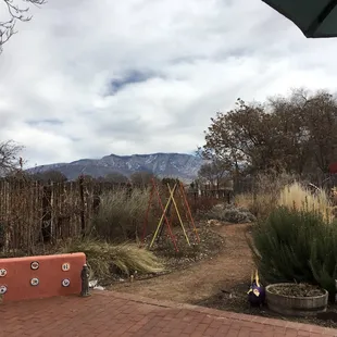 A Glass of Old Church Zin and a view of the Sandias.  Can it get any better than this?