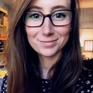 Jen G.