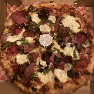 Small personal creation (pepperoni, Canadian bacon, mushrooms, green peppers, spinach and ricotta)