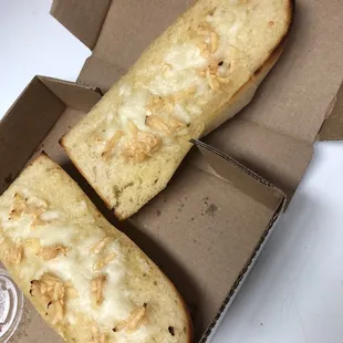 Where&apos;s the melted cheese?!  Looks stale as hell and cooooold