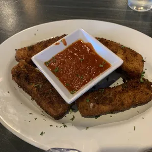 Mozzarella sticks