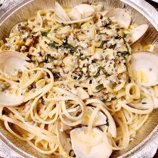 White Linguine Clams