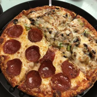 Half veggie/half pepperoni