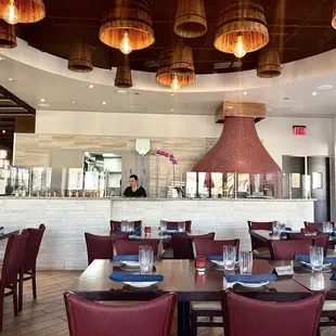 Light and comfortable restaurant!