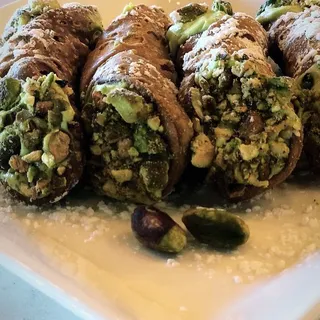 CANNOLI