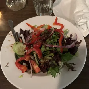 Salad With Balsamic Vinegar Dressing