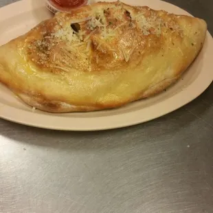 Stromboli. Or calzone