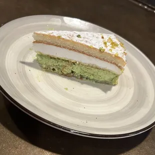 Pistachio cake