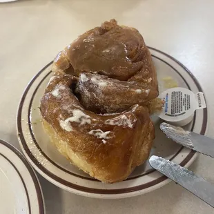 Caramel roll