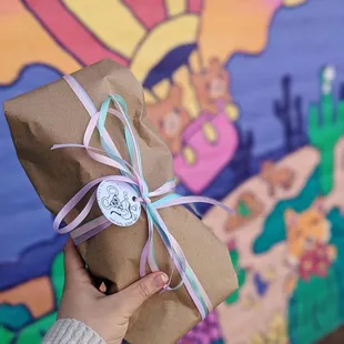 Most sweet complimentary gift wrapping