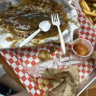 I got the Philly cheesesteak and poutine fries. This was an immaculate experience.