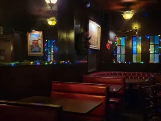 The Nob Hill Inn