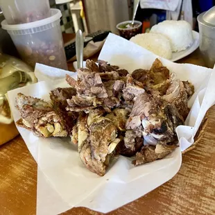 Crispy Pata