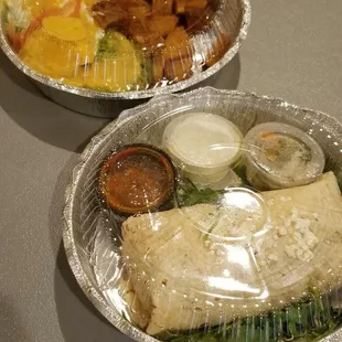 Guacamole Benedict &amp;  El Guapo Burrito