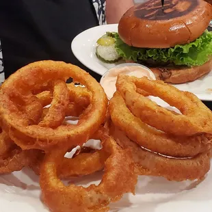 Onion rings and mushroom burger
