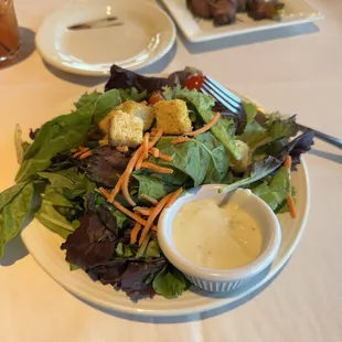 Salad with blue cheese