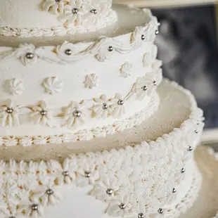 a three tiered wedding cake