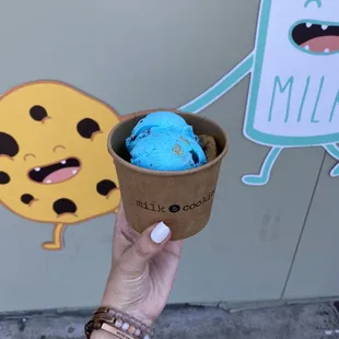 Outside    IG: fitglamcooks