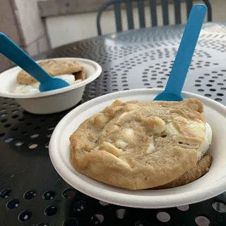 Cookies and Creme Homemade Ice Cream