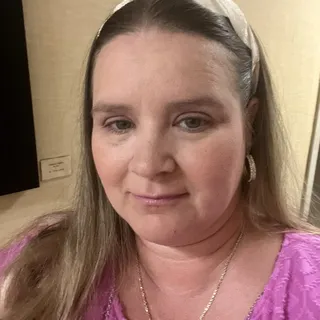 Erin R.