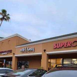 Between the Bagels &amp; Supercuts