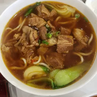 N1. House Special Spicy Beef Soup