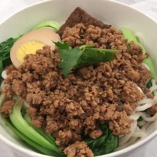 N6. Minced Pork Noodle with Egg