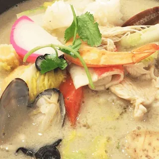 H5. Thai Green Curry Pot