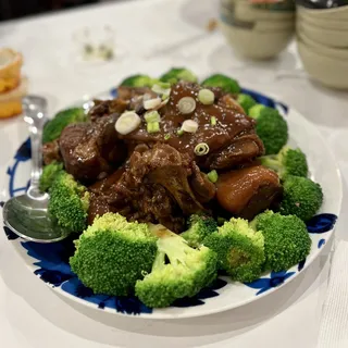 C15. Bamboo Shoots with Pork Belly
