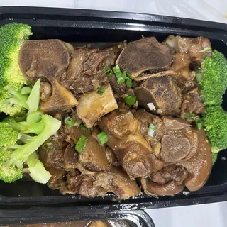 C16. Braised Pork Feet