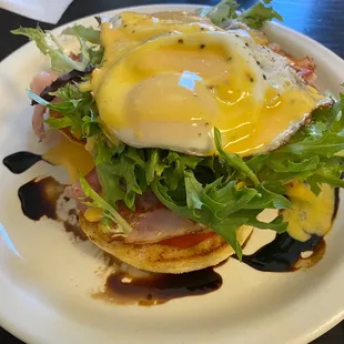 The M and H Eggs Benedict