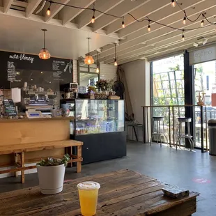 Look at this vibe! With my Mango Shaken Tea on the porcelain coaster