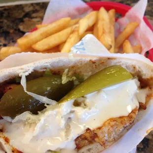 Pargiot (boneless chicken thigh pita)
