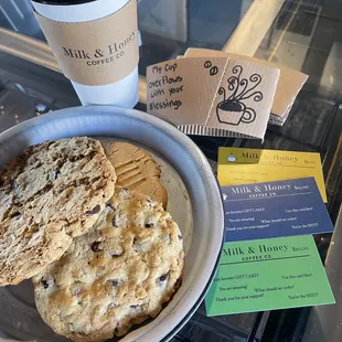 Cookies and gift cards make the perfect combination!