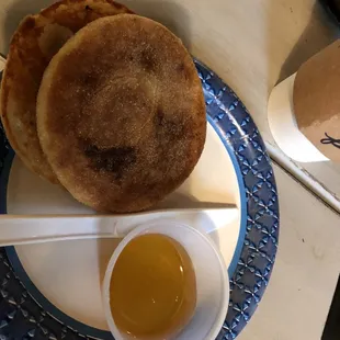 English muffin and honey