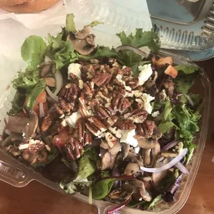Maple Pecan Salad