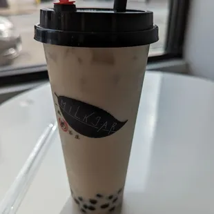 Oolong Milk Tea after Stirring