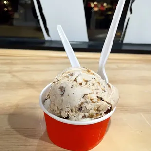 2 scoops- malted toffee crunch on top