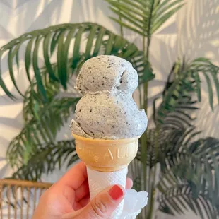 April 2022 Black sesame