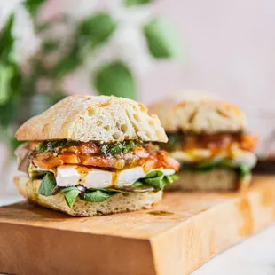 Caprese sandwich