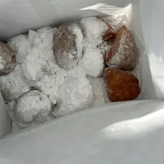 Petite Warm Milkbread Beignets (12ct)